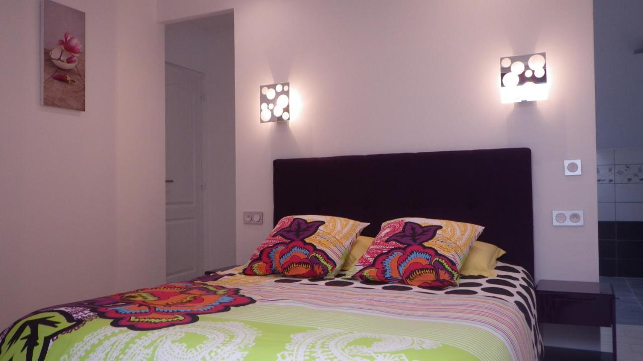 Bed and Breakfast La Part Des Anges Rubercy Exterior foto